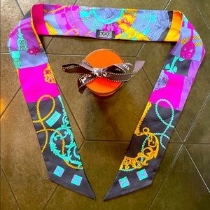 Authentic Hermes Twilly Scarf Tours de Cles
